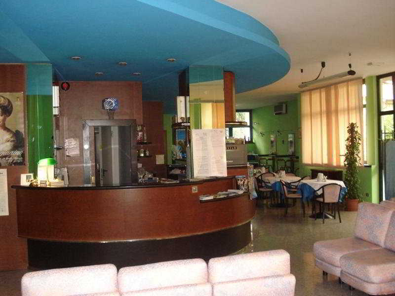Aquamaris Hotel Sala Baganza Exterior photo